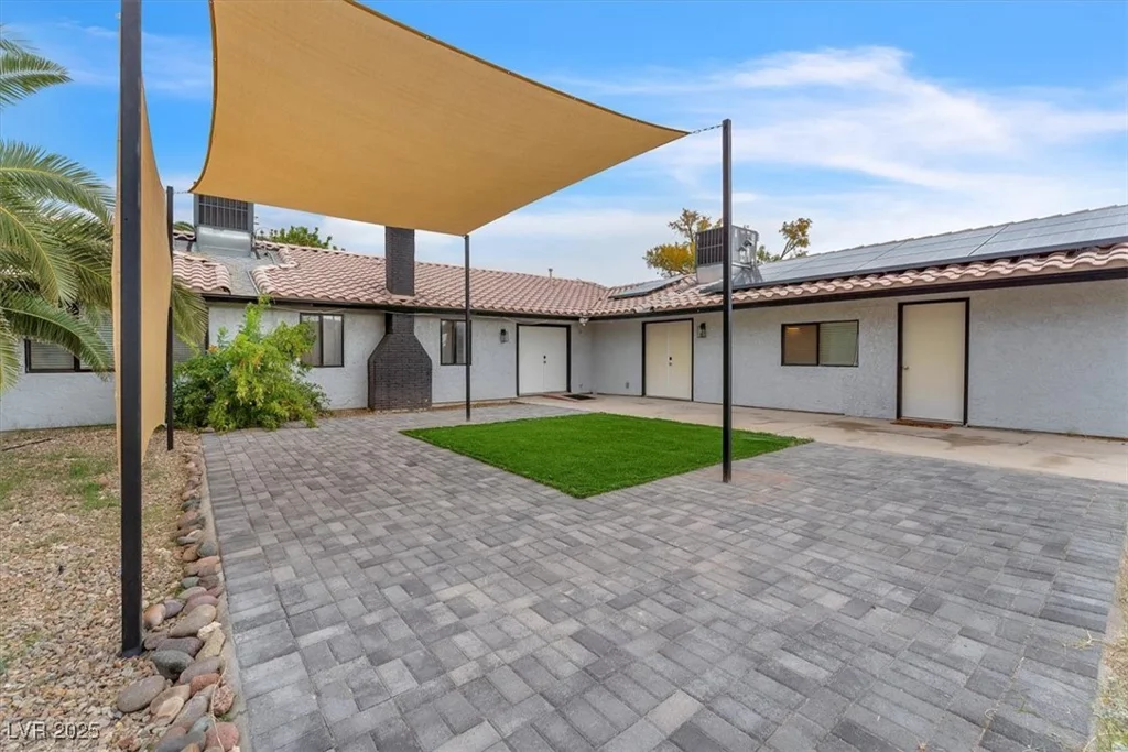 7830 Spencer, Las Vegas, NV 89123