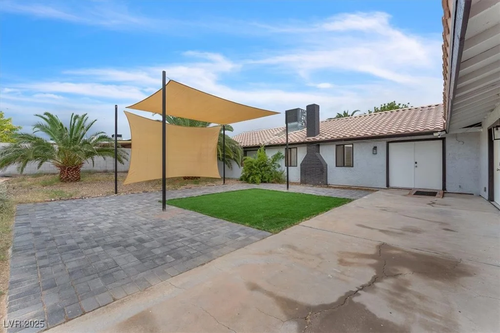 7830 Spencer, Las Vegas, NV 89123