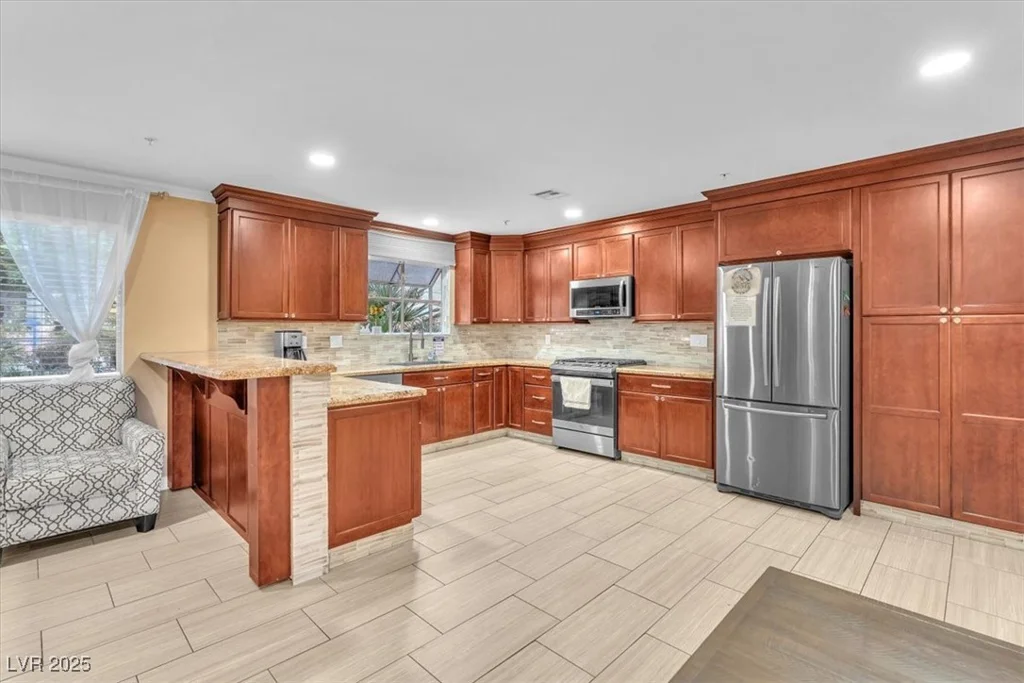 7830 Spencer, Las Vegas, NV 89123