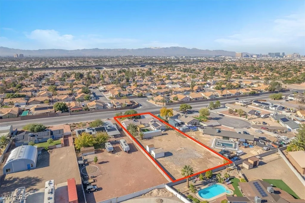 7830 Spencer, Las Vegas, NV 89123