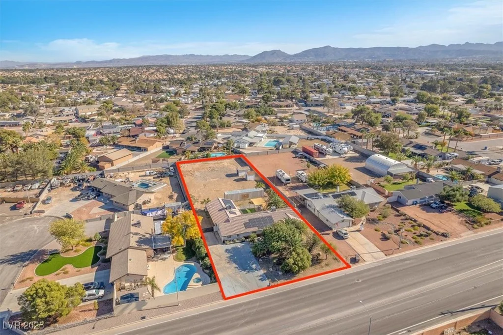 7830 Spencer, Las Vegas, NV 89123
