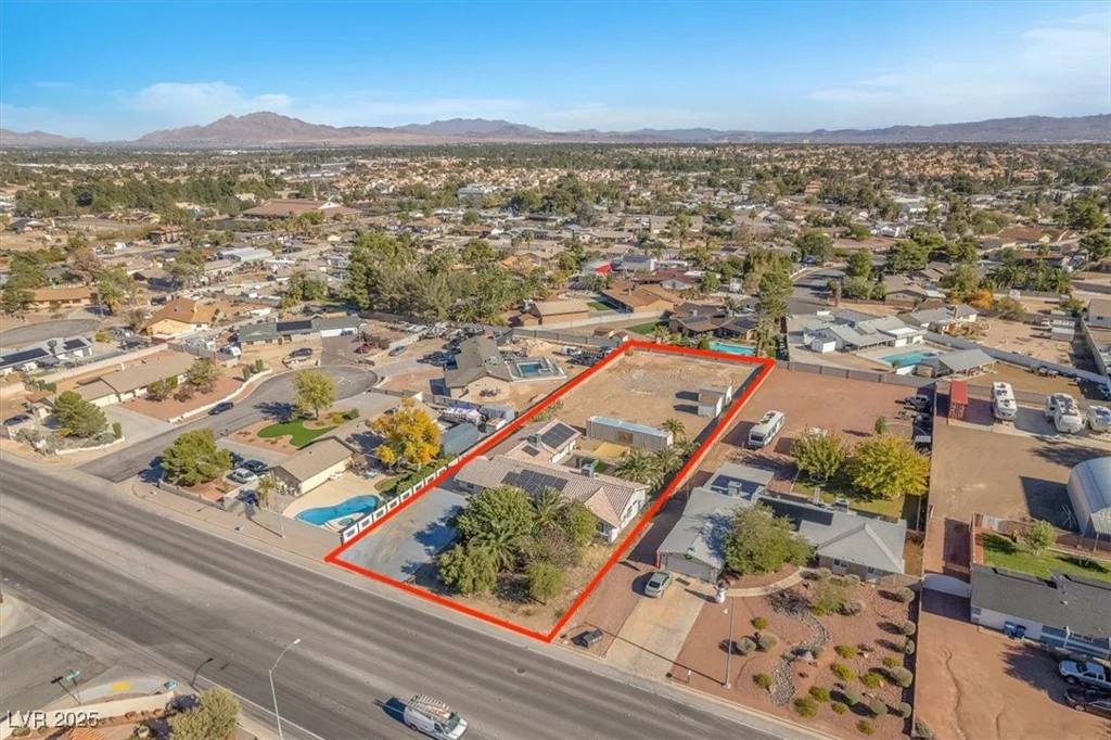 7830 Spencer, Las Vegas, NV 89123