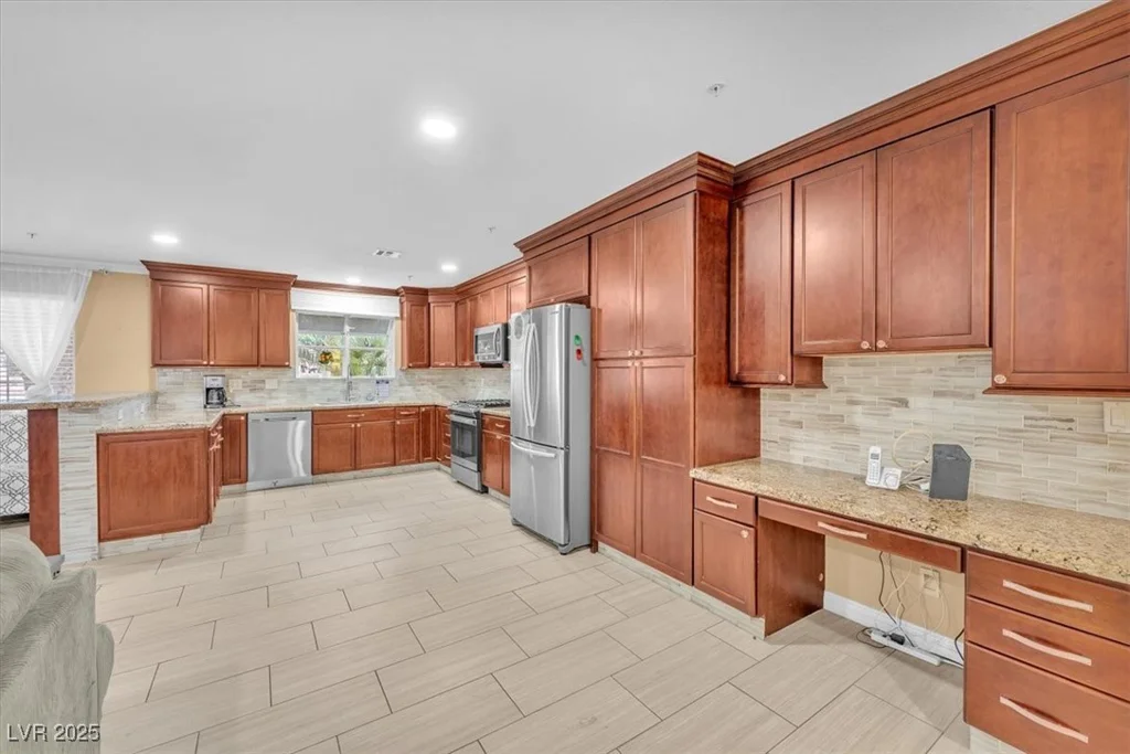 7830 Spencer, Las Vegas, NV 89123