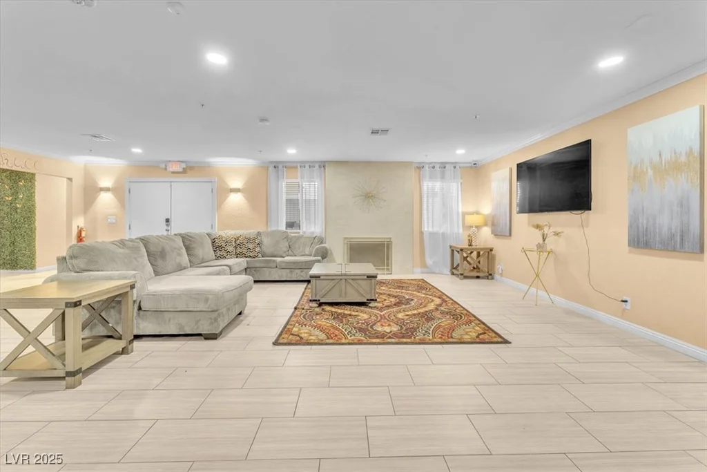 7830 Spencer, Las Vegas, NV 89123