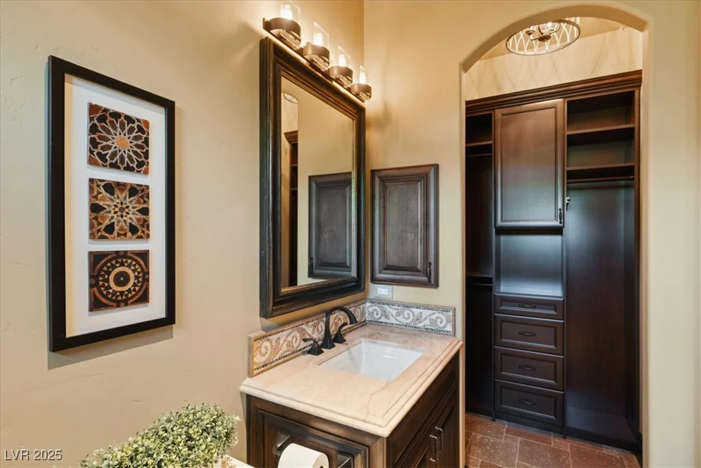 20 Via Paradiso, Henderson, NV 89011