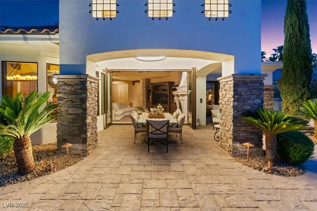 20 Via Paradiso, Henderson, NV 89011