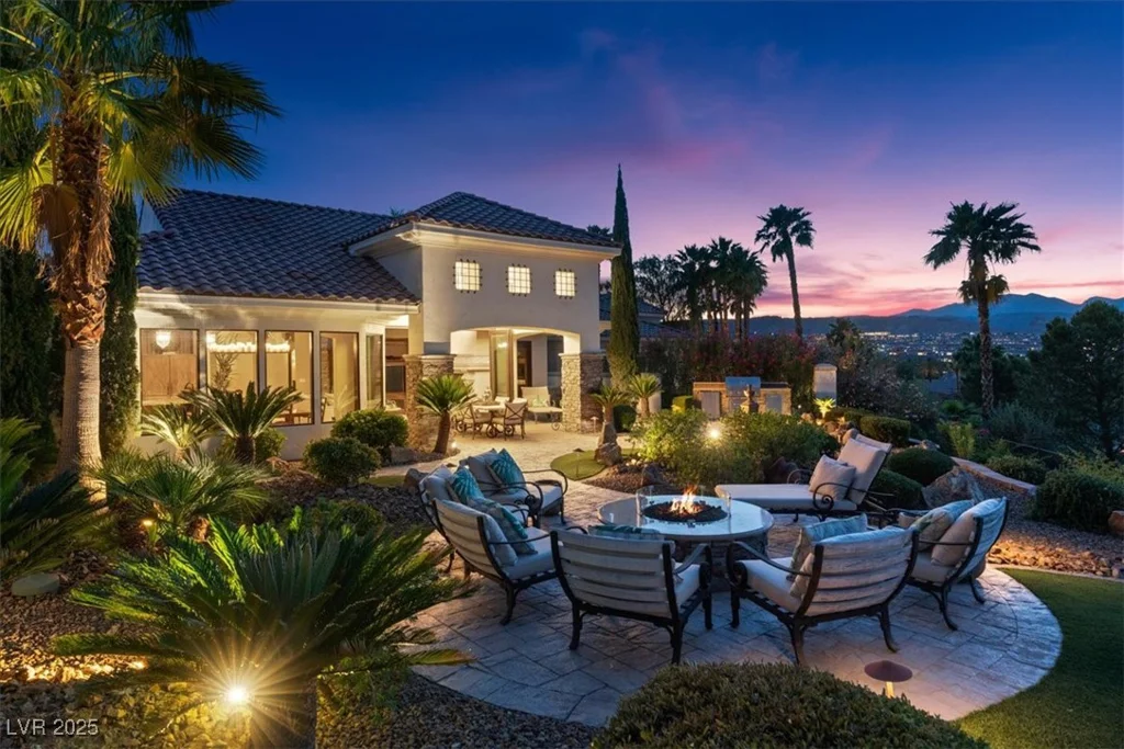 20 Via Paradiso, Henderson, NV 89011