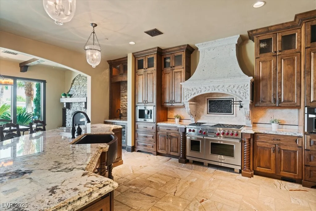 20 Via Paradiso, Henderson, NV 89011