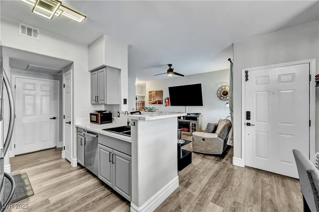 9000 Las Vegas, Las Vegas, NV 89123