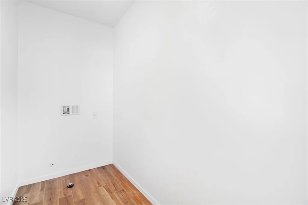 338 Adufe, Henderson, NV 89015