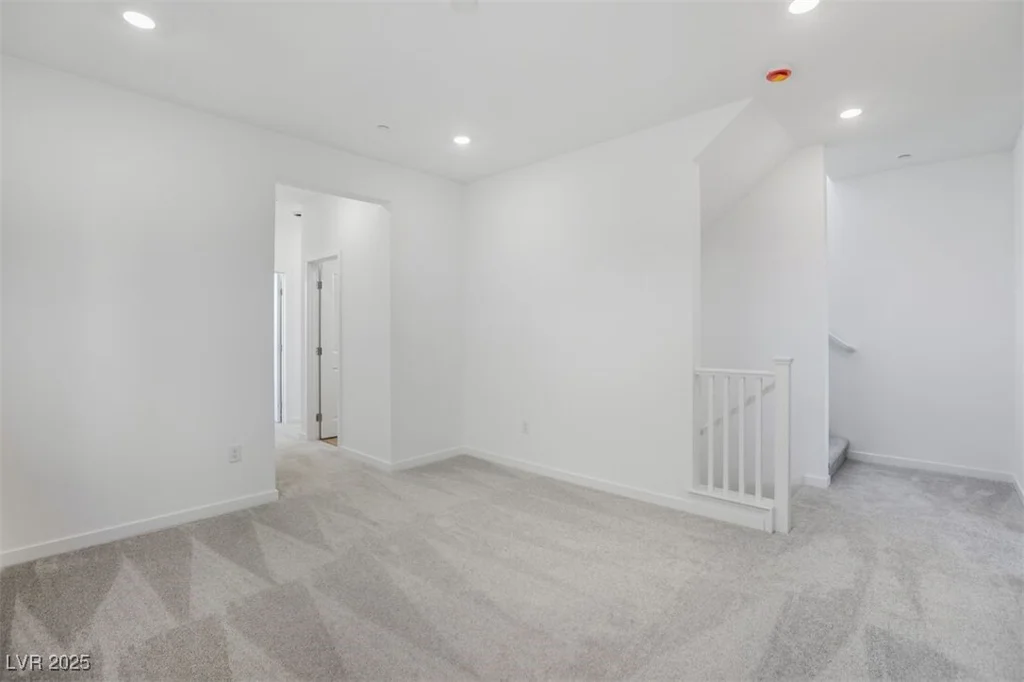 338 Adufe, Henderson, NV 89015
