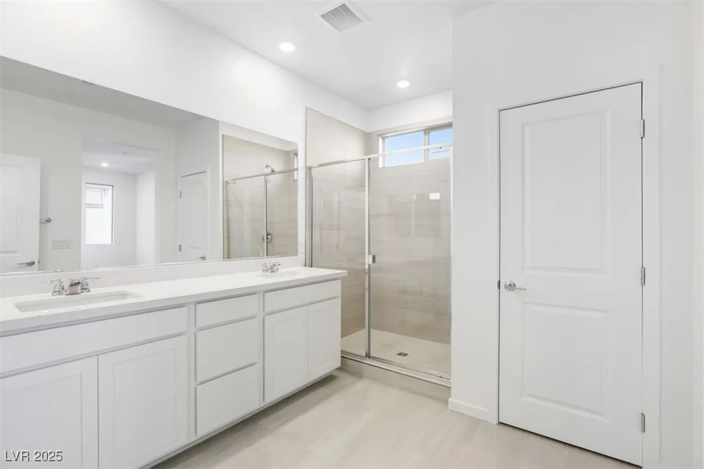 338 Adufe, Henderson, NV 89015