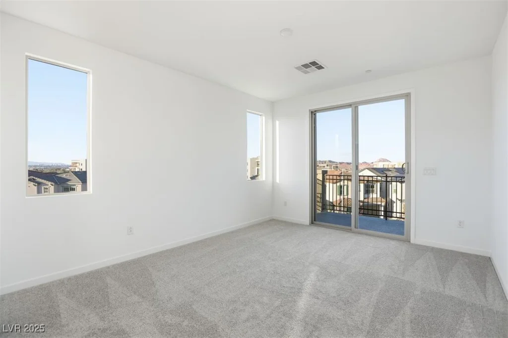 338 Adufe, Henderson, NV 89015