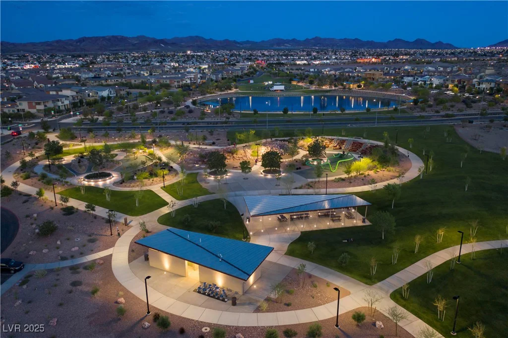 338 Adufe, Henderson, NV 89015
