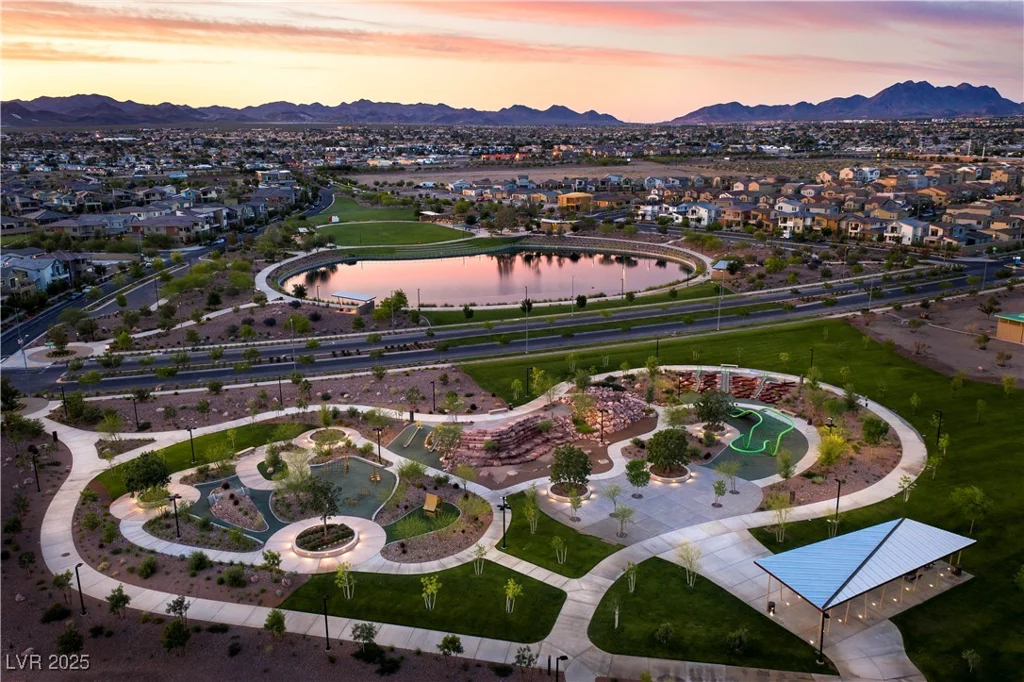 338 Adufe, Henderson, NV 89015