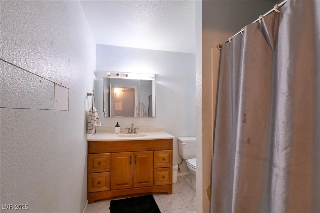 5630 Neosho, Las Vegas, NV 89120