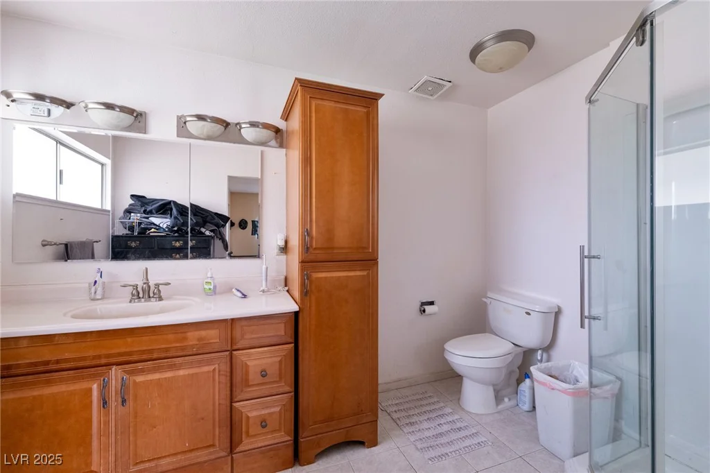 5630 Neosho, Las Vegas, NV 89120