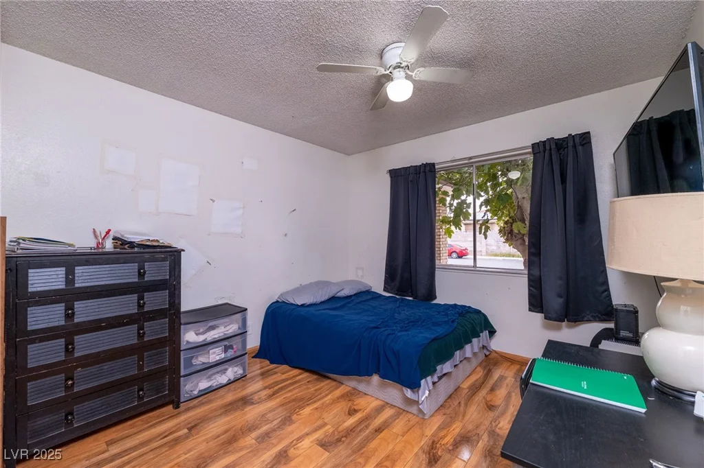 5630 Neosho, Las Vegas, NV 89120