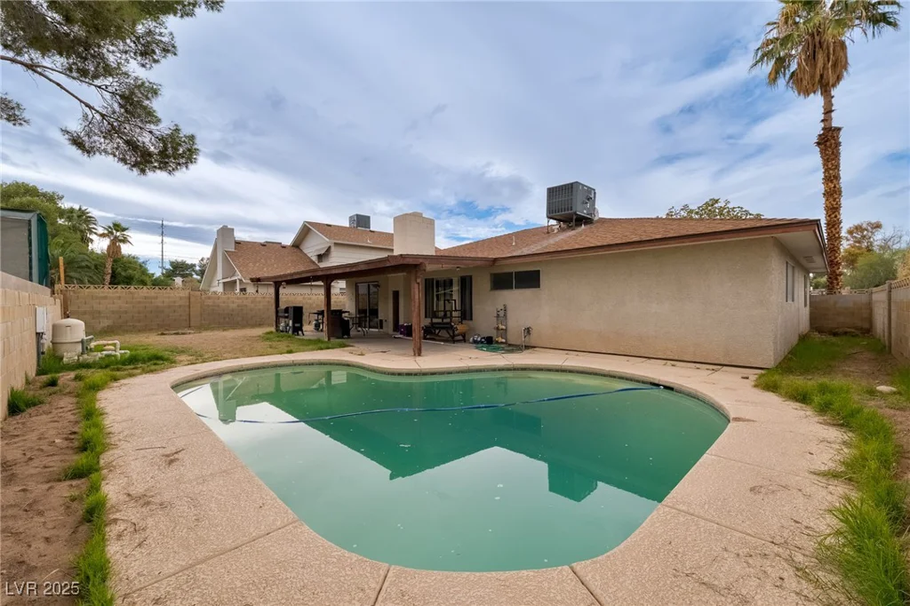 5630 Neosho, Las Vegas, NV 89120