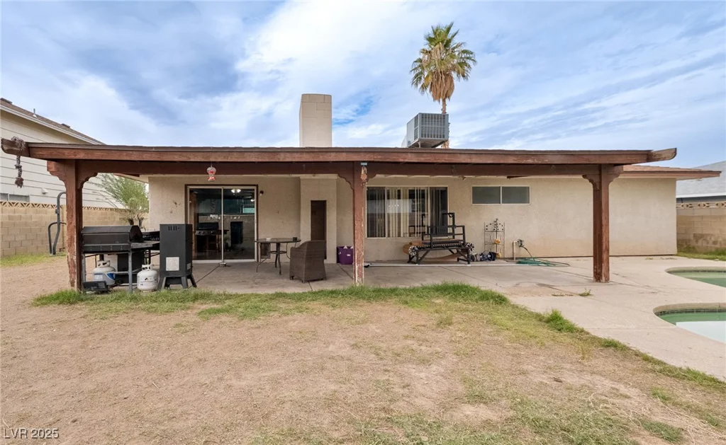5630 Neosho, Las Vegas, NV 89120