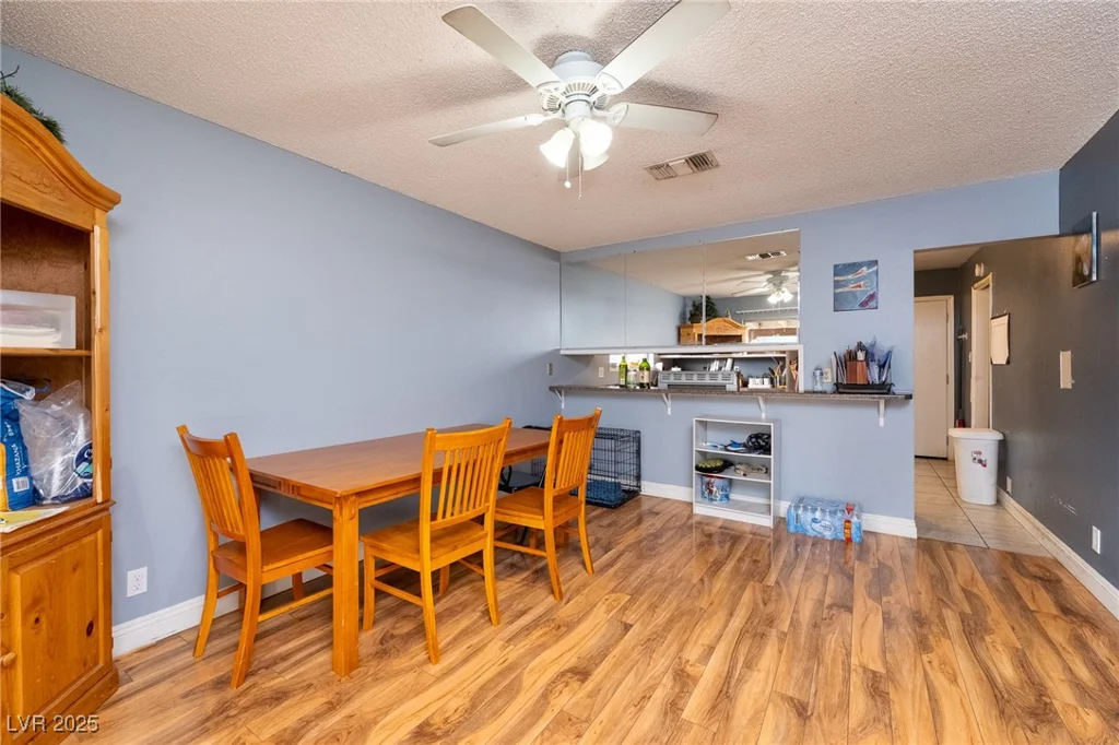 5630 Neosho, Las Vegas, NV 89120