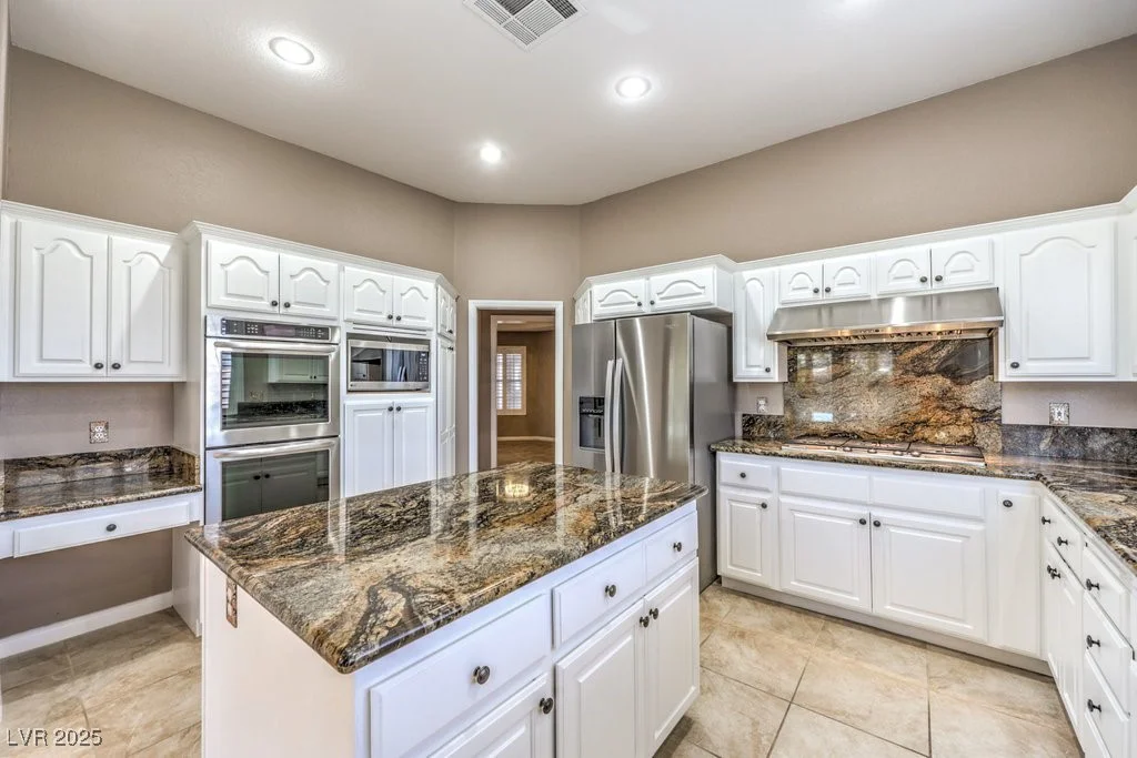 7809 Waterfalls, Las Vegas, NV 89128