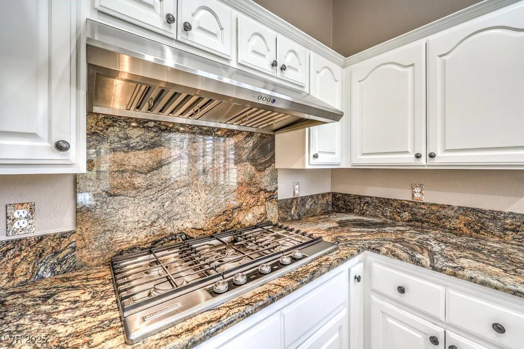 7809 Waterfalls, Las Vegas, NV 89128