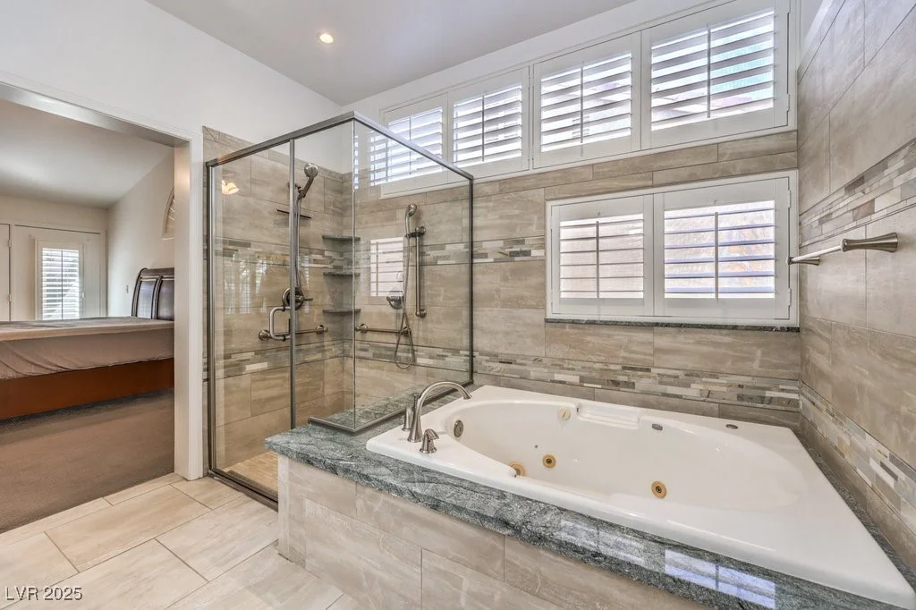7809 Waterfalls, Las Vegas, NV 89128