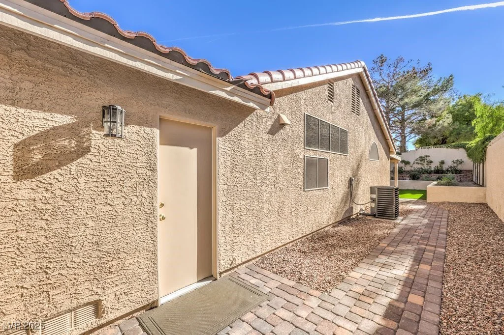 7809 Waterfalls, Las Vegas, NV 89128