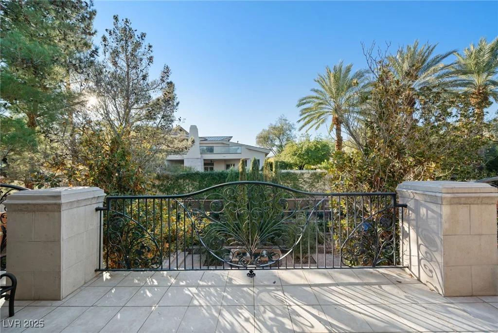 8808 Greensboro, Las Vegas, NV 89134