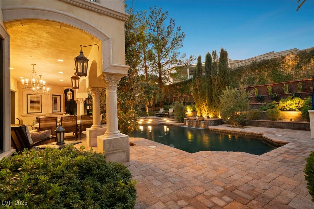 8808 Greensboro, Las Vegas, NV 89134
