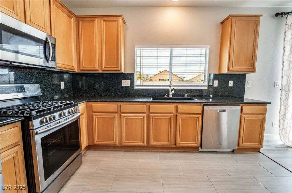 9750 Maple Sugar Leaf, Las Vegas, NV 89148