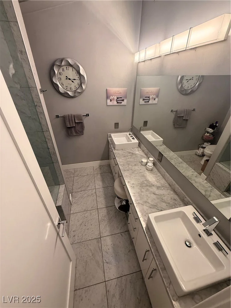 7200 Painted Shadows, Las Vegas, NV 89149