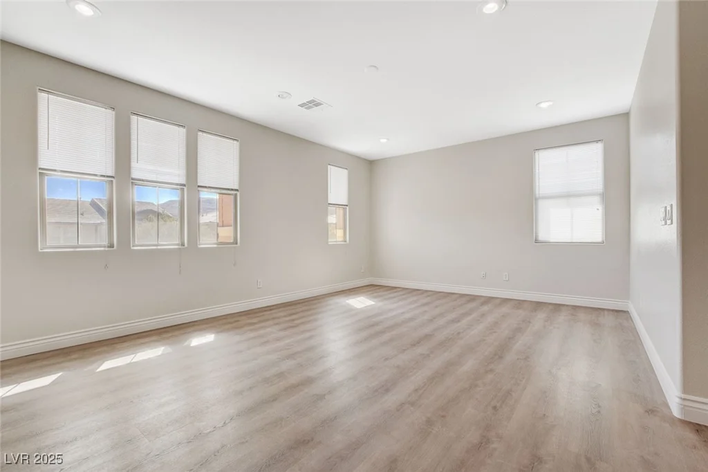 10436 Ashlar Point, Las Vegas, NV 89135