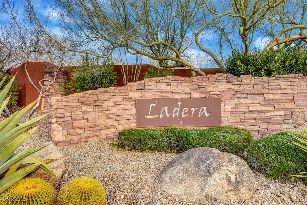 10436 Ashlar Point, Las Vegas, NV 89135