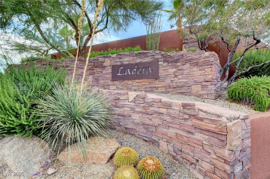 10436 Ashlar Point, Las Vegas, NV 89135