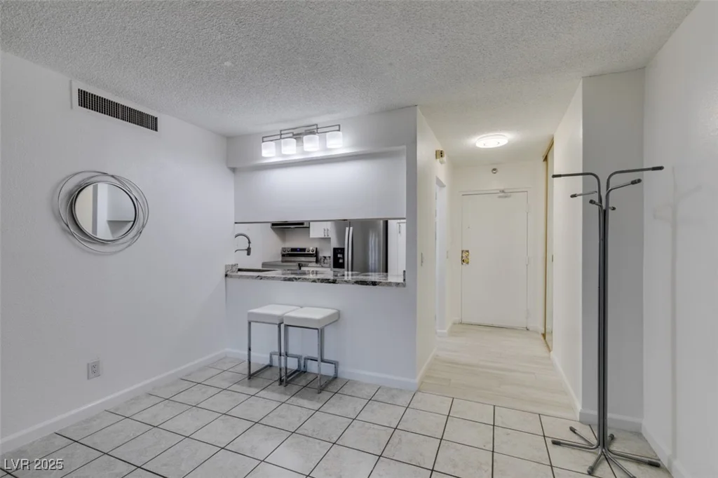205 Harmon, Las Vegas, NV 89169