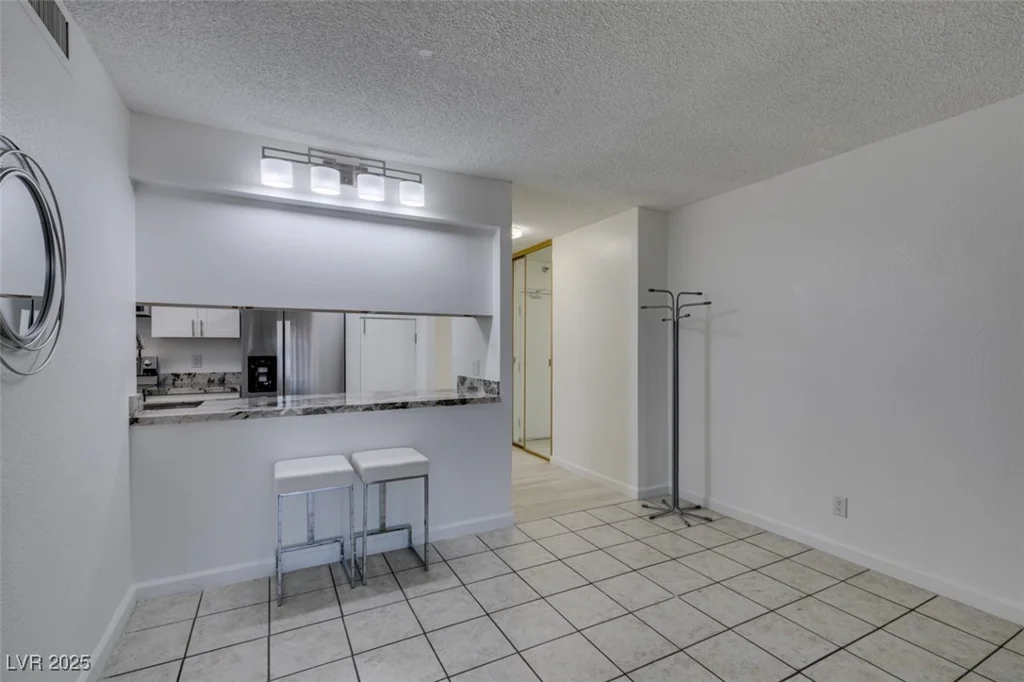 205 Harmon, Las Vegas, NV 89169