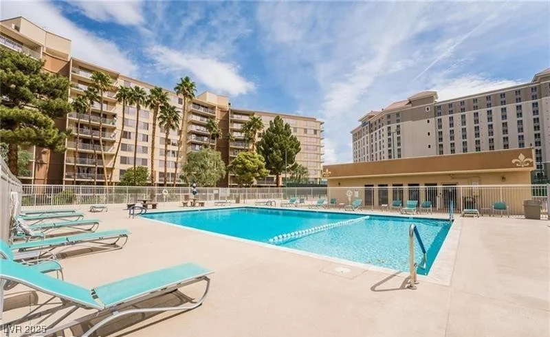 205 Harmon, Las Vegas, NV 89169