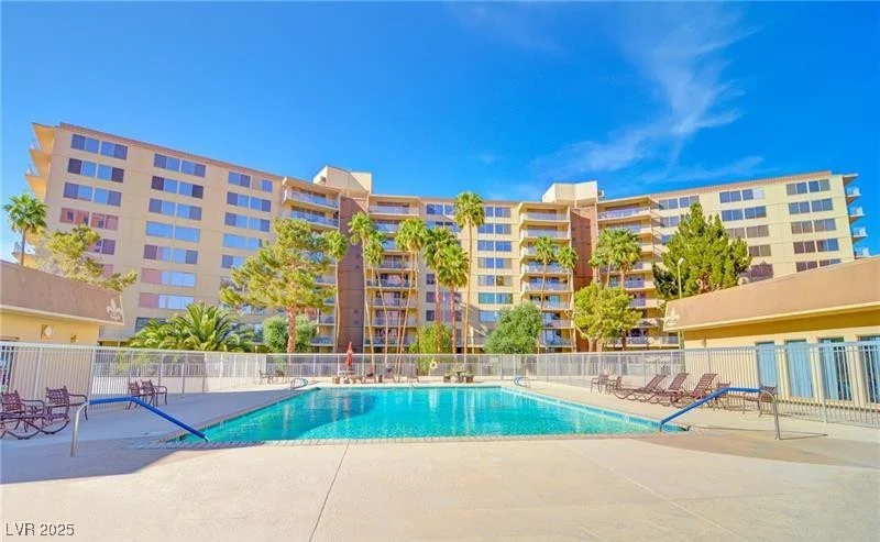 205 Harmon, Las Vegas, NV 89169