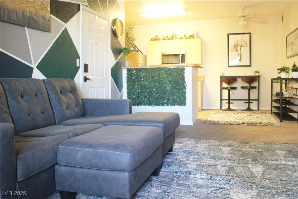 8250 Grand Canyon, Las Vegas, NV 89166