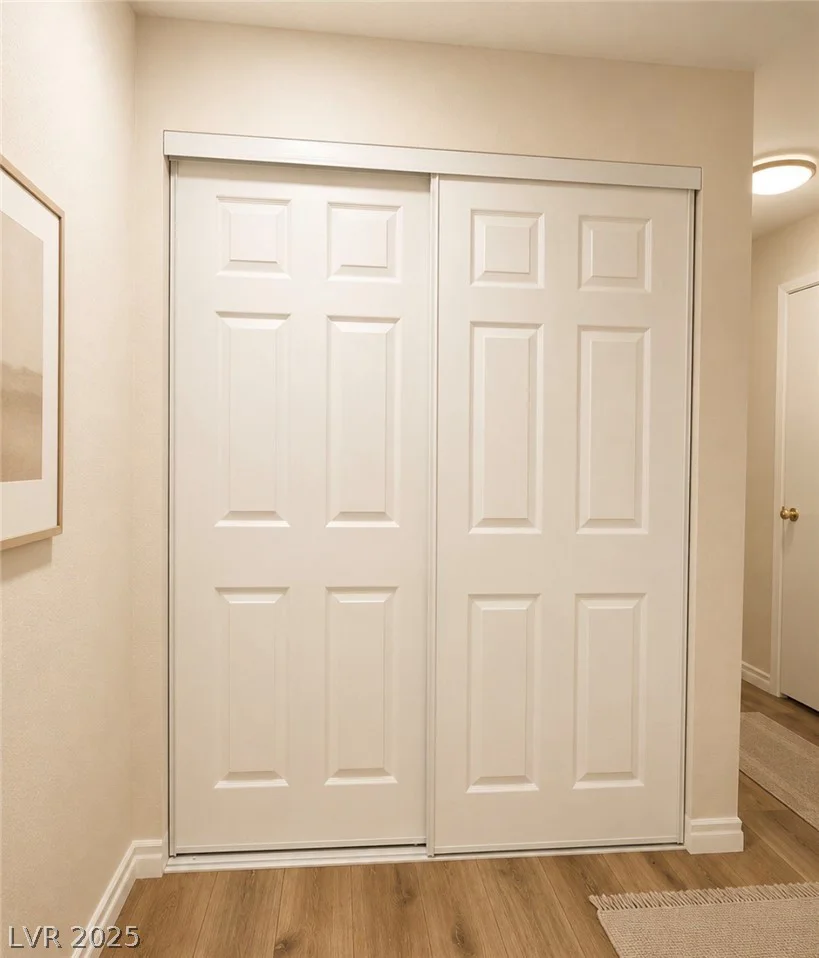 7905 Lago Vista, Las Vegas, NV 89145