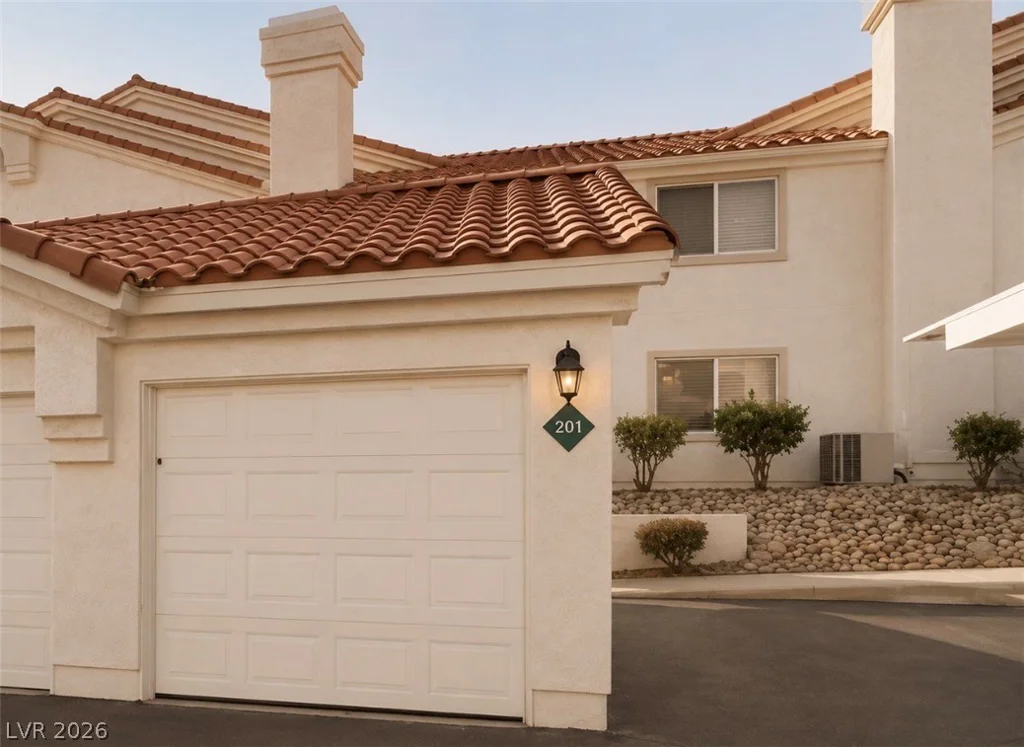 7905 Lago Vista, Las Vegas, NV 89145