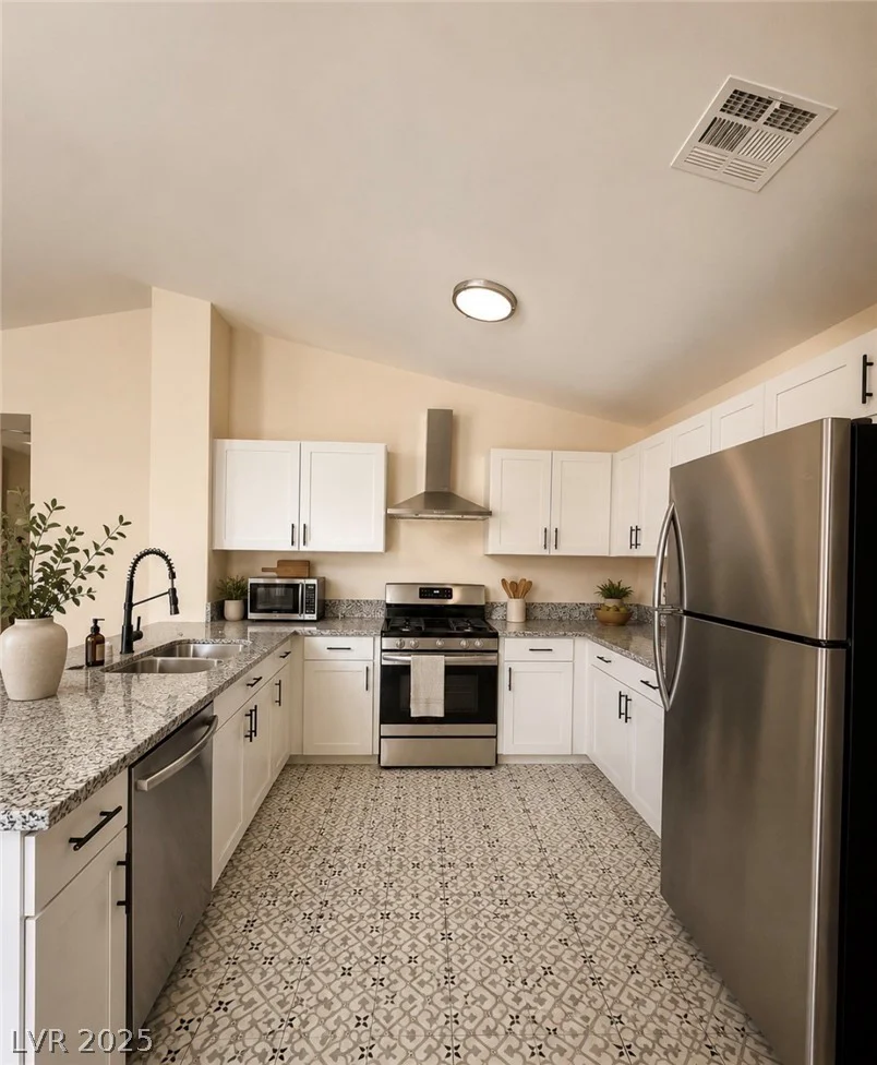 7905 Lago Vista, Las Vegas, NV 89145