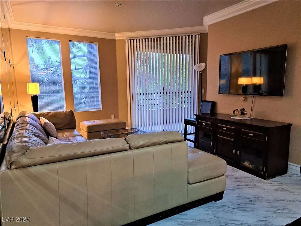 270 Flamingo, Las Vegas, NV 89169