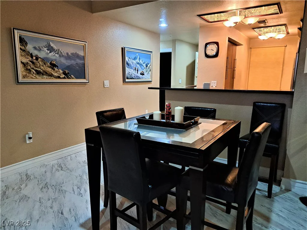 270 Flamingo, Las Vegas, NV 89169
