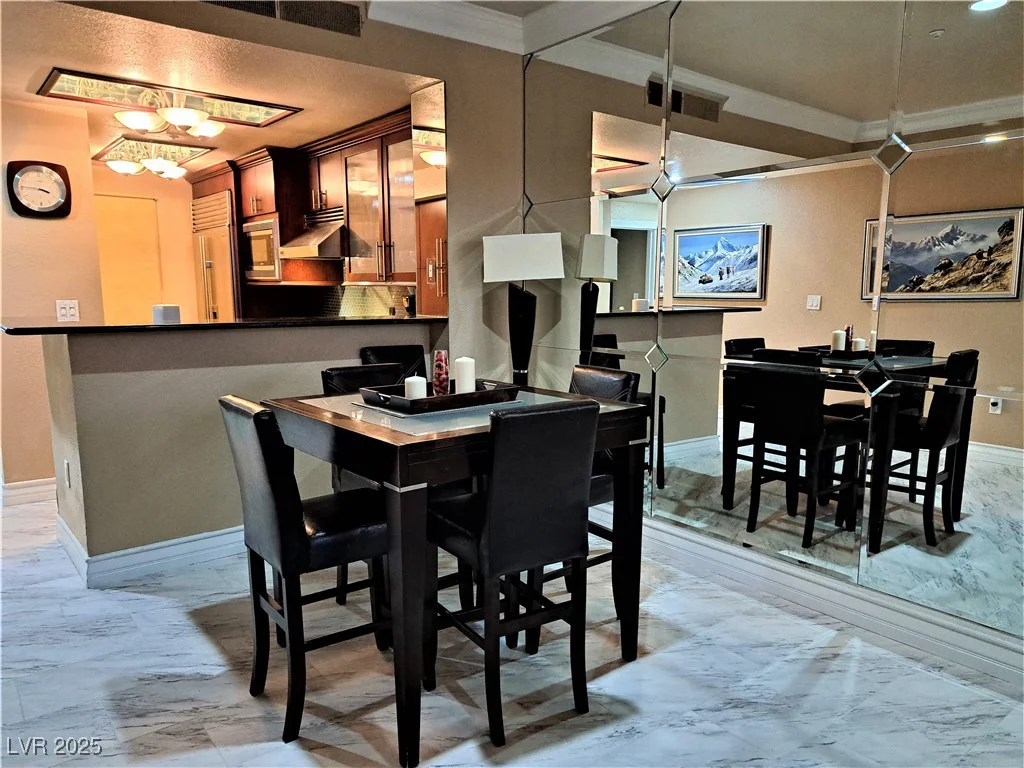 270 Flamingo, Las Vegas, NV 89169