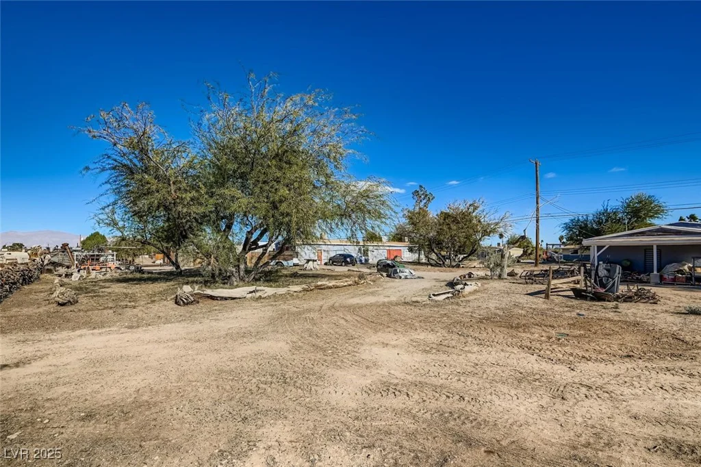 1233 Comstock, Las Vegas, NV 89106