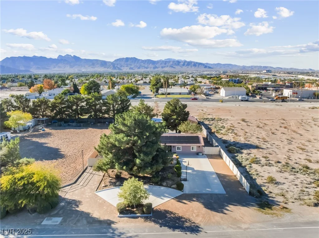 6109 Starlight, Las Vegas, NV 89130