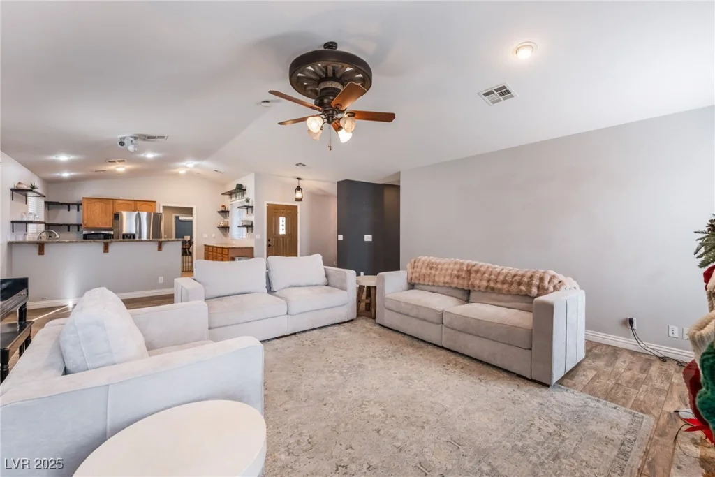6109 Starlight, Las Vegas, NV 89130